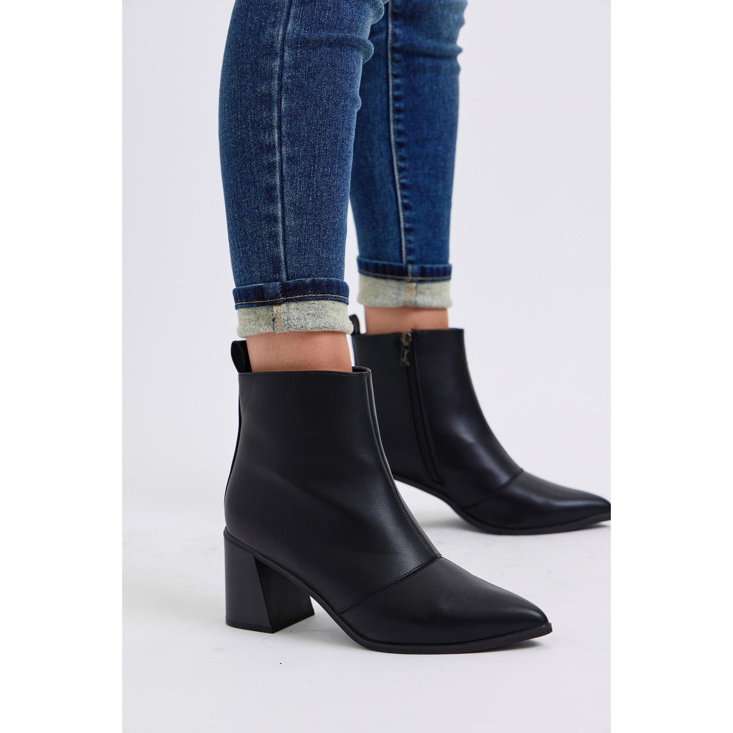 Judy Blue Mid-Rise Waist Skinny Jeans with Thermal Lining