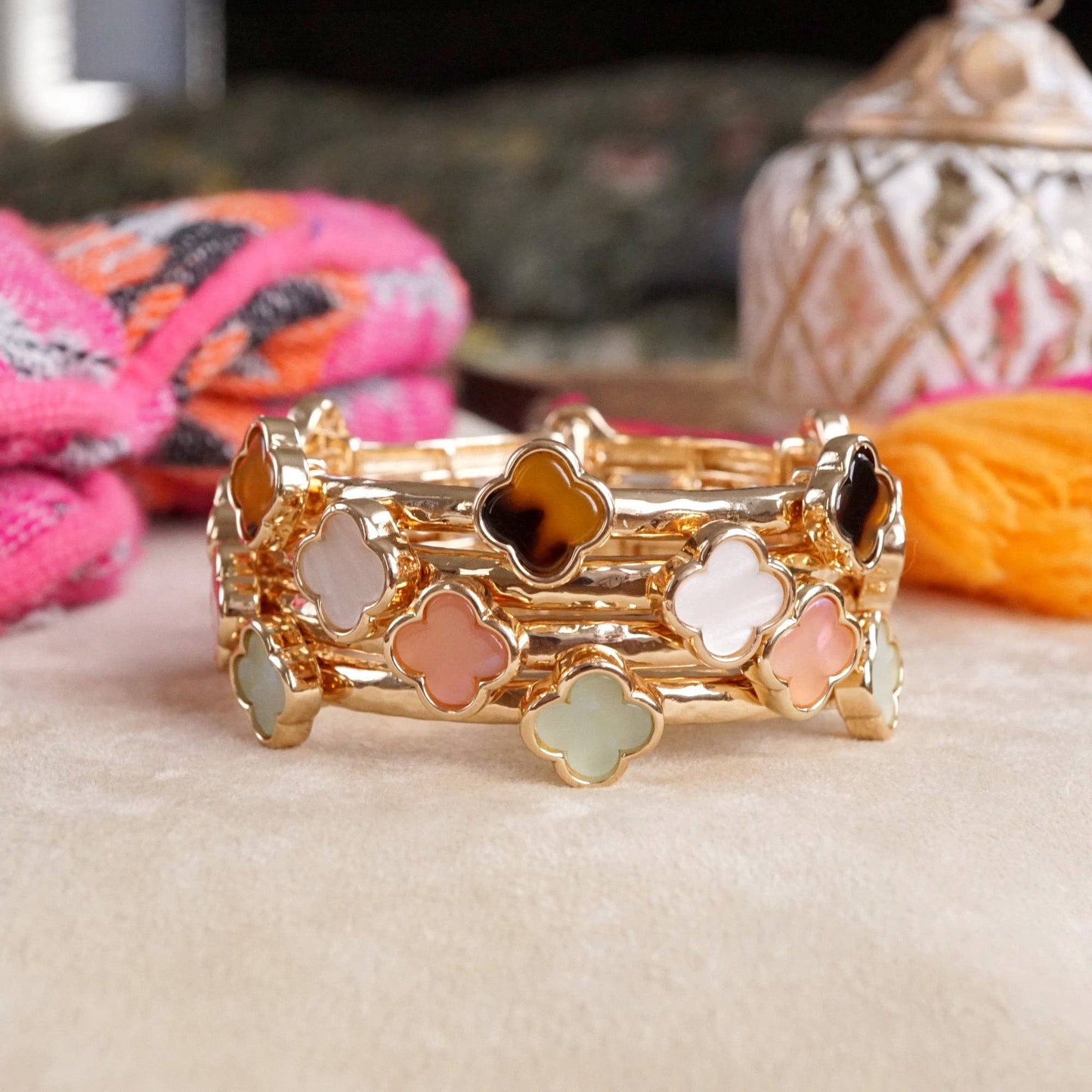 Clover Stretchy Bangle Bracelet – White, Pink, Tortoise