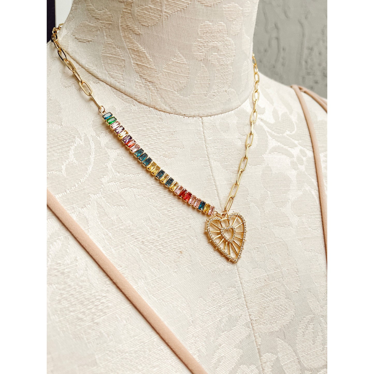 Elastic Heart Necklace