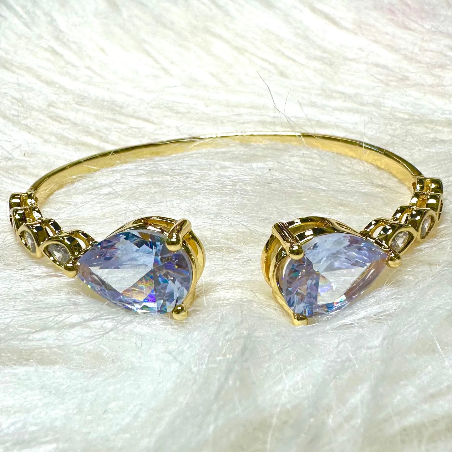 Merry Bracelet Cuff- Clear