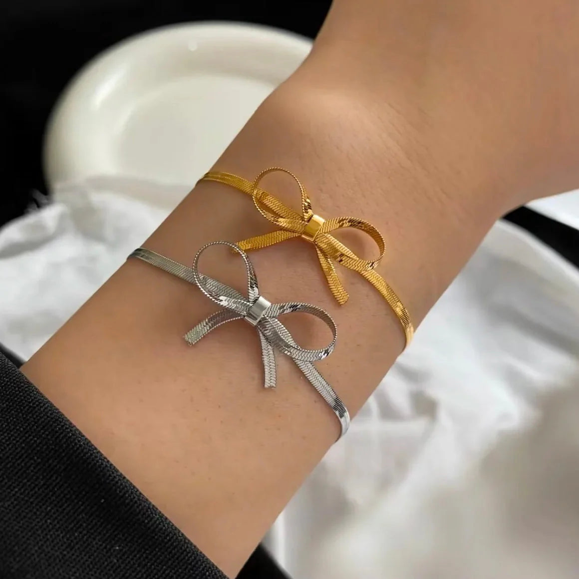 Bow bracelet