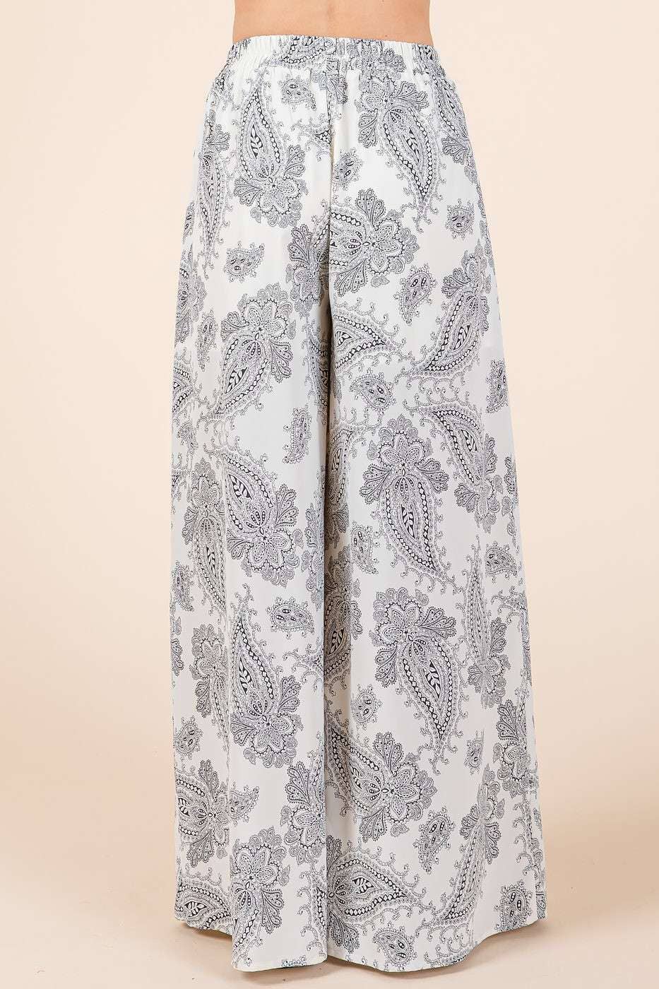 Pretty in Paisley Set
