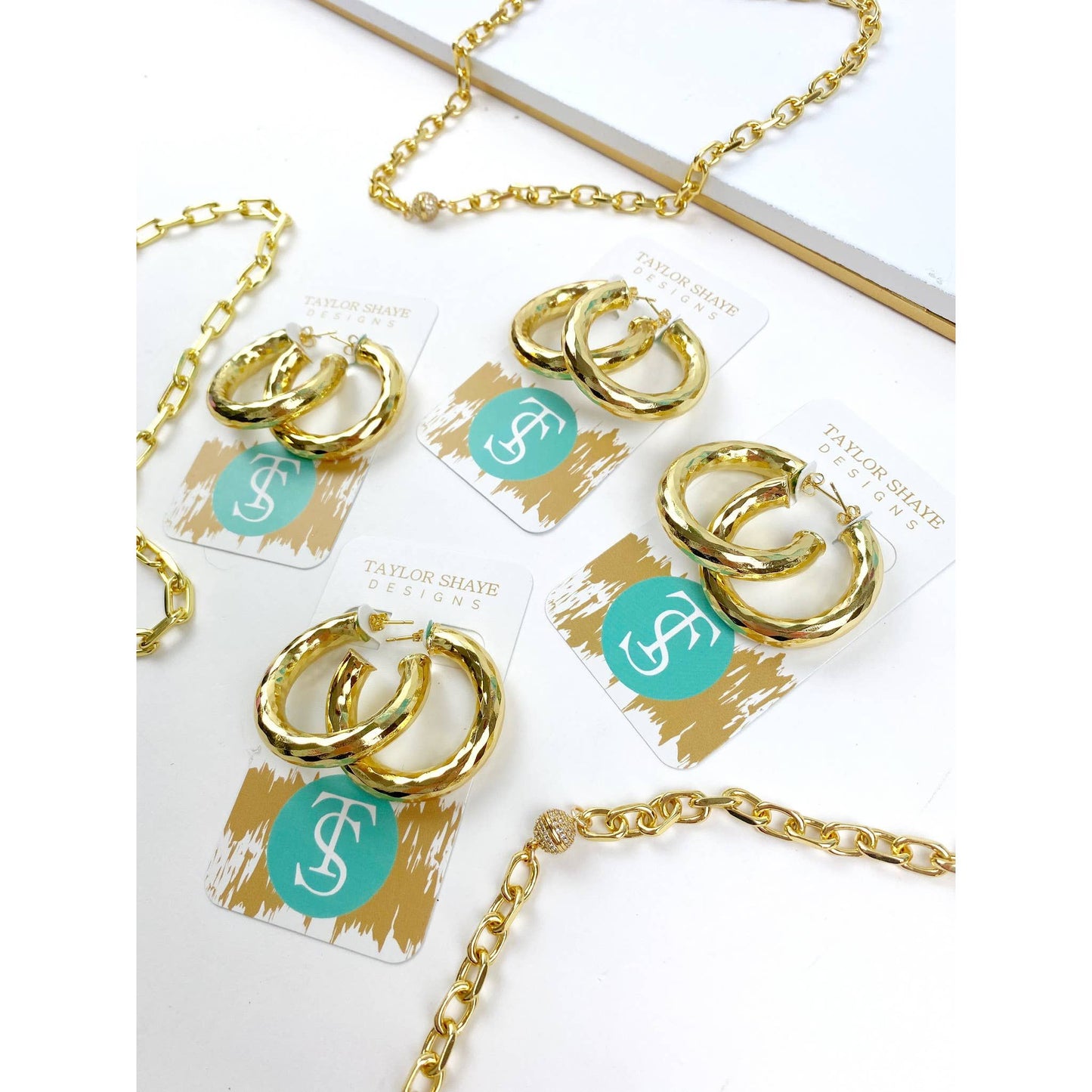 Raya Hoops