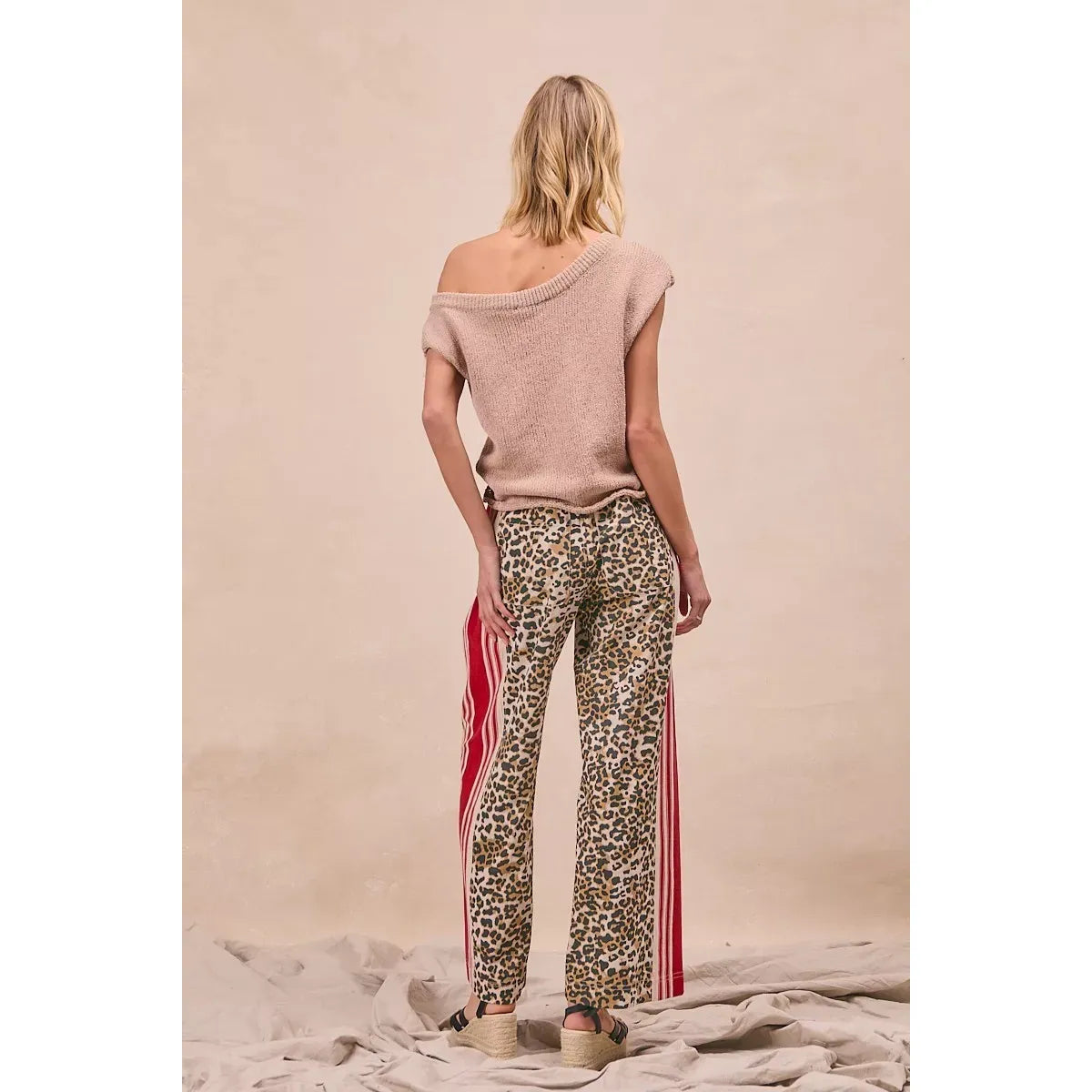 70e55a3ae1de40f79ac368f4c35802e4-Max-Origin