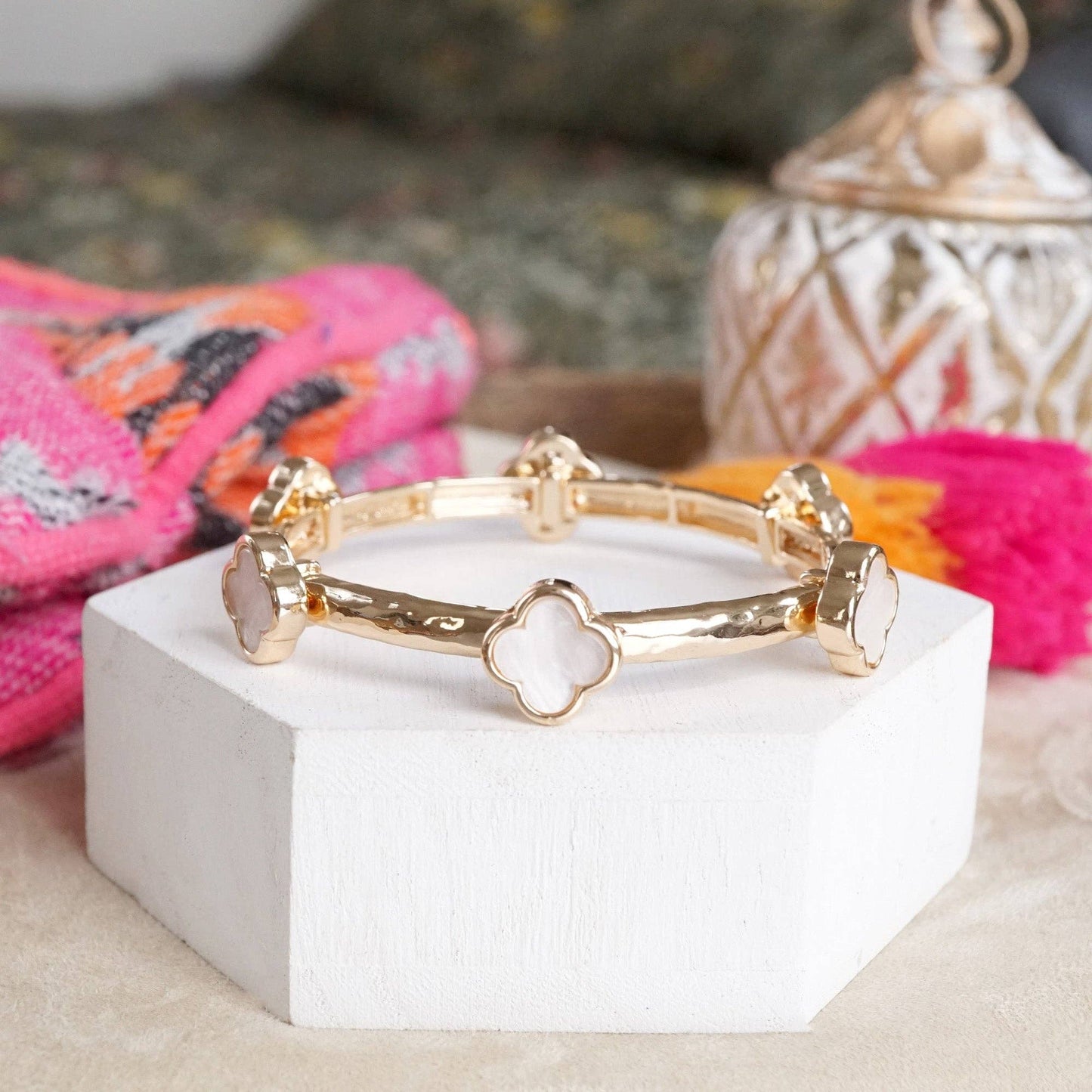 Clover Stretchy Bangle Bracelet – White, Pink, Tortoise