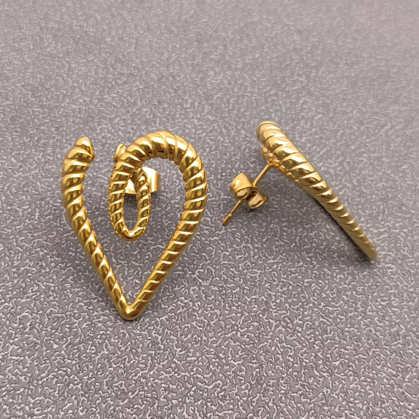 Non Tarnish! 18K Gold Plated Twine Heart Post Earrings