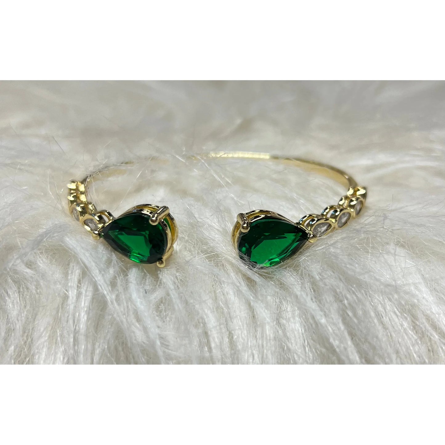 Merry Bracelet cuff- Green