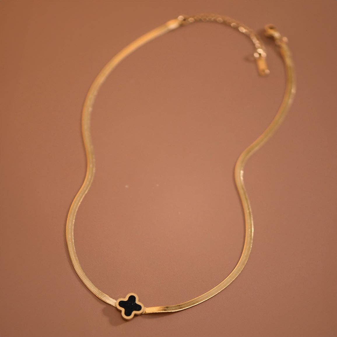 18K Gold Black Quatrefoil Pendant Necklace