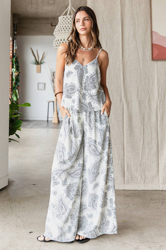 Pretty in Paisley Set