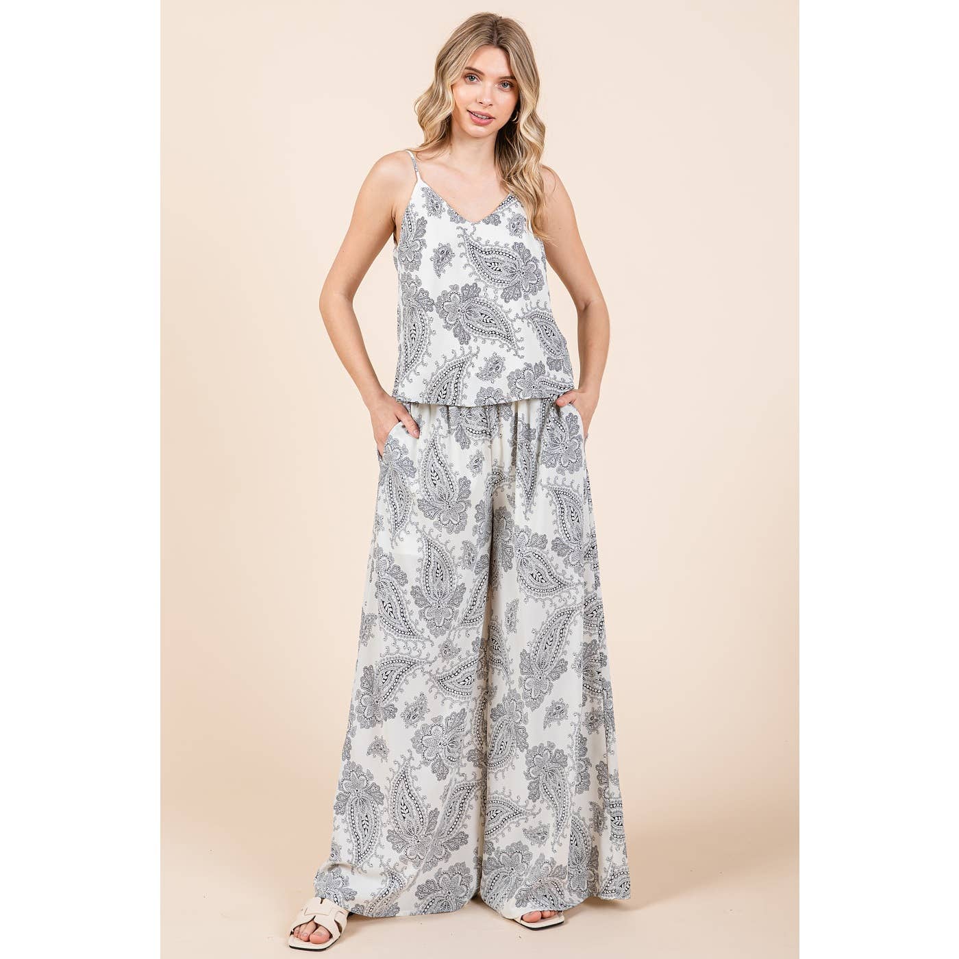 Pretty in Paisley Set