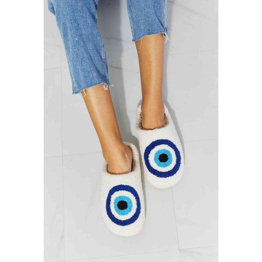 MMShoes Eye Plush Slipper