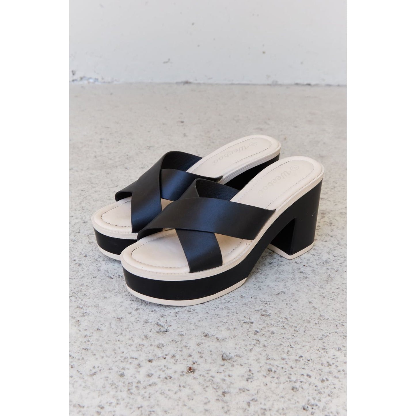 Weeboo Cherish The Moments Contrast Platform Sandals in Black